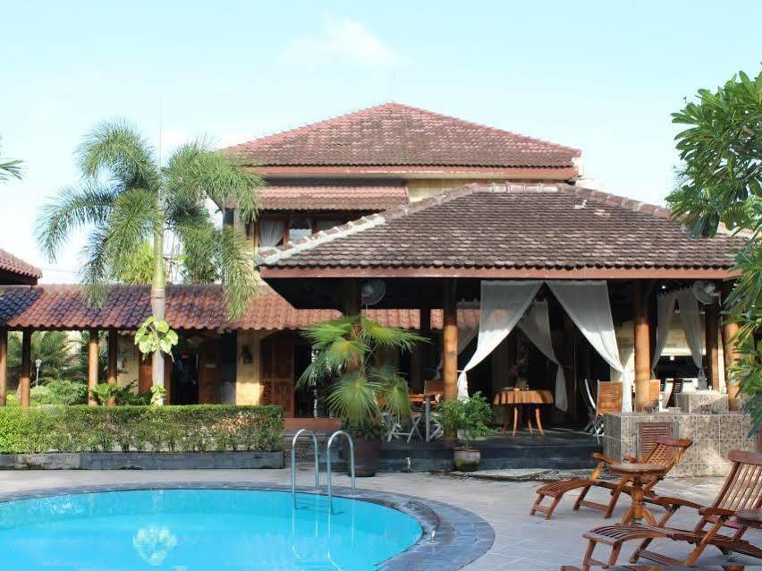 Ndalem Bantul Hotell Yogyakarta Exteriör bild